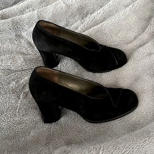 Authentic Vintage Yves Saint Laurent Classic Leather Heels